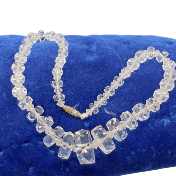 Vintage Graduated Faceted Disc Rock Crystal Quartz Necklace - Picture 3 of 11